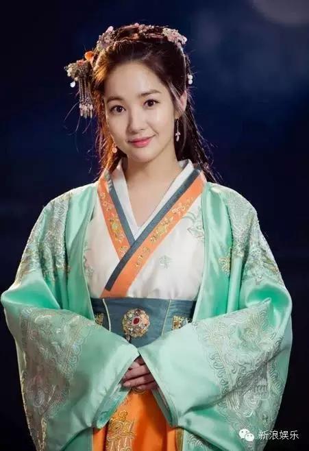 允兒招架不住古裝？韓國女星古裝LOOK一覽 誰贏了？