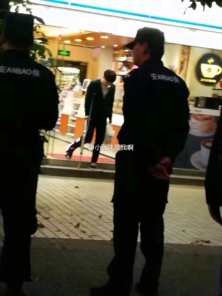 曝張藝興大學拍戲被趕 曝張藝興大學拍戲被趕