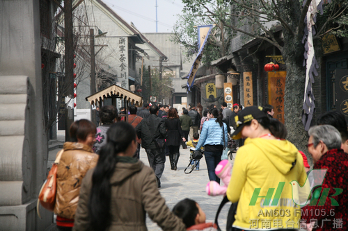 游覽中原影視城(一) 游覽中原影視城(一)