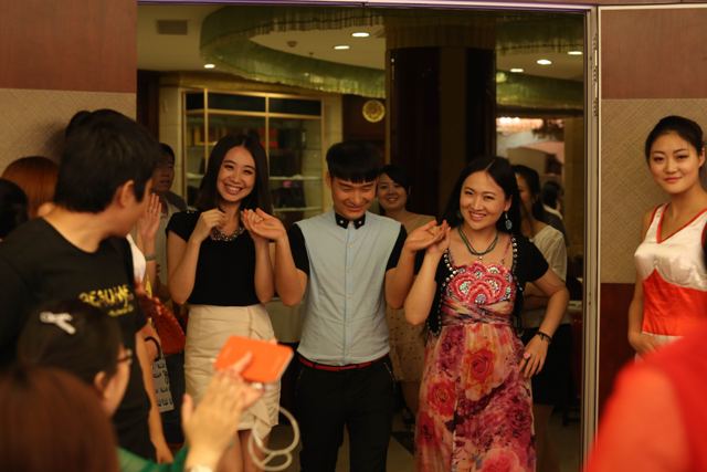 蔚藍(lán)、亞楠、安娜