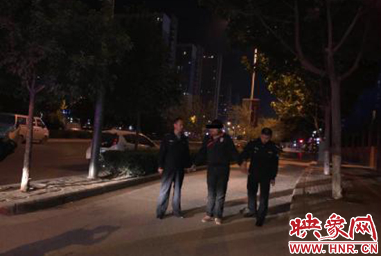 指認犯罪現(xiàn)場。