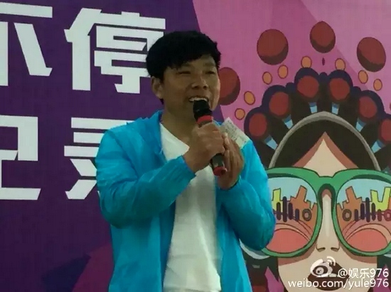 見證挑戰(zhàn)的戲迷代表陳紅森講述自己和戲曲的故事、見證歷史時刻的心情。