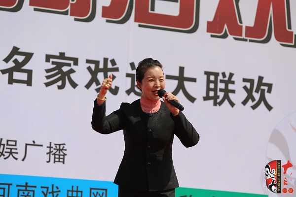 洛陽(yáng)市豫劇院副院長(zhǎng)、豫劇二團(tuán)團(tuán)長(zhǎng)陳大華演唱豫劇《穆桂英掛帥》選段