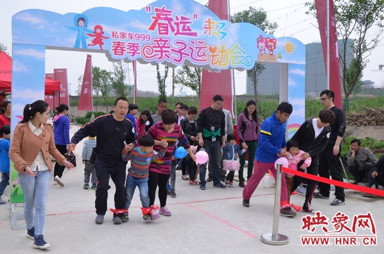 不過看比賽的現(xiàn)場來看，大家比較弱的項(xiàng)目是三人四足，看來各位天使的平衡性還需加強(qiáng)啊