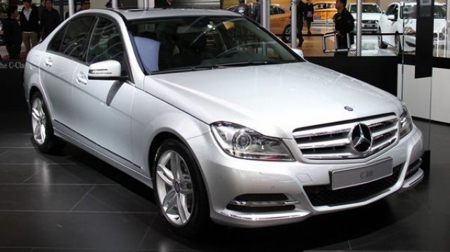 現(xiàn)款國(guó)內(nèi)在售奔馳C級(jí)車(chē)型