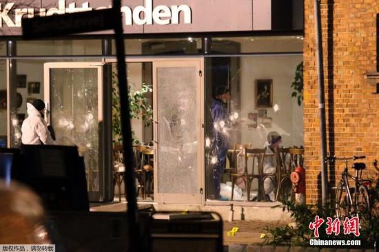 圖為丹麥咖啡館槍擊案現(xiàn)場(chǎng)。