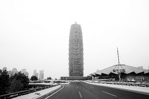 在鄭東新區(qū)CBD，“虛擬辦公室”業(yè)務(wù)已悄然出現(xiàn)　河南商報首席記者 楊東華/攝