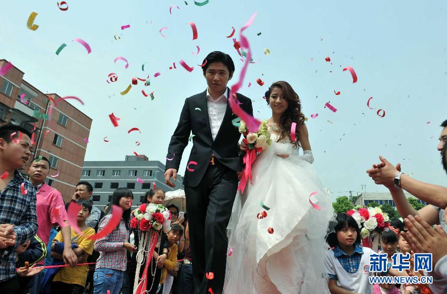 直擊震區(qū)：生活，依然在繼續(xù)