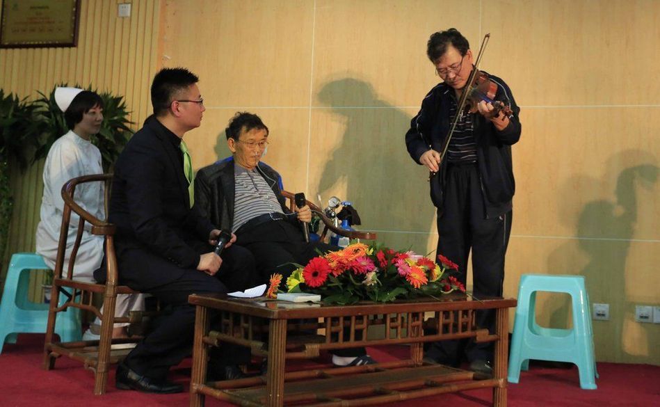 肝癌晚期患者開生前追悼會(huì) 肝癌晚期患者開生前追悼會(huì)