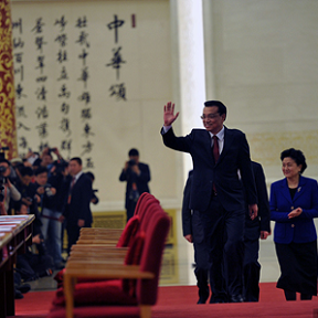 李克強(qiáng)會(huì)見(jiàn)中外記者