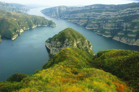 到黃河三峽“飛”黃河、拜孔子、探溶洞