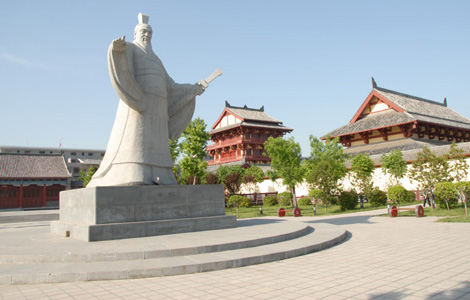 國(guó)慶看大型古裝情景劇《忠義千秋》與佤族同歡樂