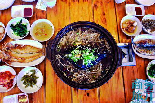 島上著名的養(yǎng)生大餐。