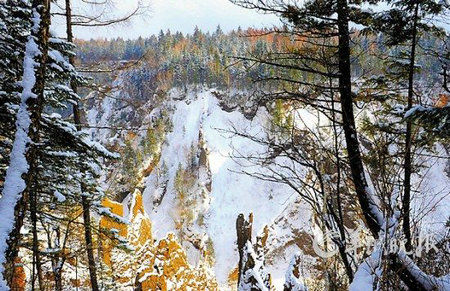 甜蜜初雪情侶游 國(guó)內(nèi)7大名山賞霧凇 甜蜜初雪情侶游 國(guó)內(nèi)7大名山賞霧凇