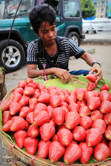 緬甸，繽紛的街邊平民小吃