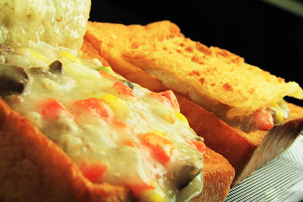 廟不離市、市不離廟的臺灣小吃