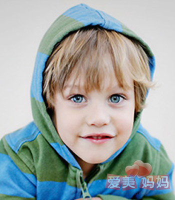  家長過度保護(hù) 孩子的獨立性會變差