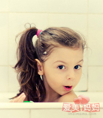  家長過度保護(hù) 孩子的獨立性會變差