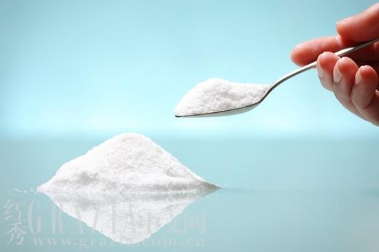 食鹽、白糖去黑頭法