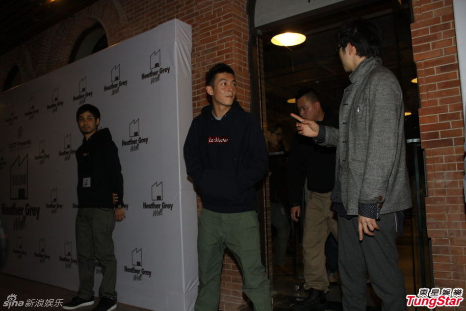 陳冠希助陣好友潮店開(kāi)張