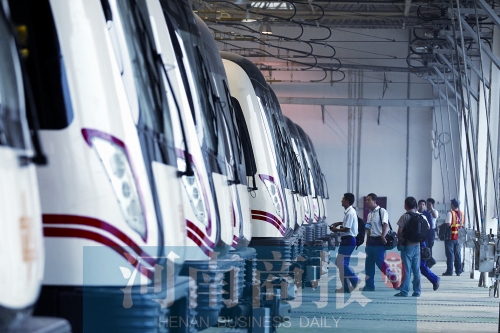 關(guān)于地鐵的任何一個小信息，都牽動著人們的神經(jīng)。