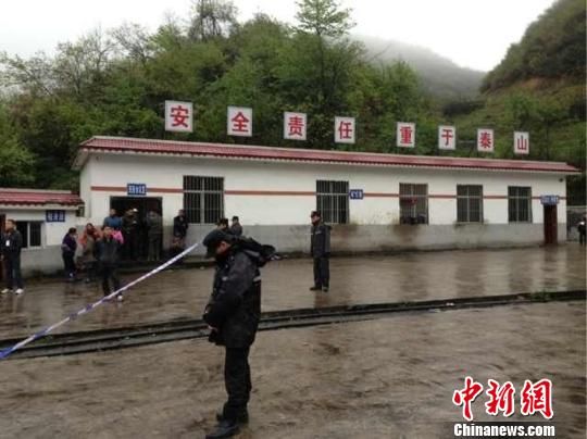 圖為事故救援現(xiàn)場。 禎東 攝