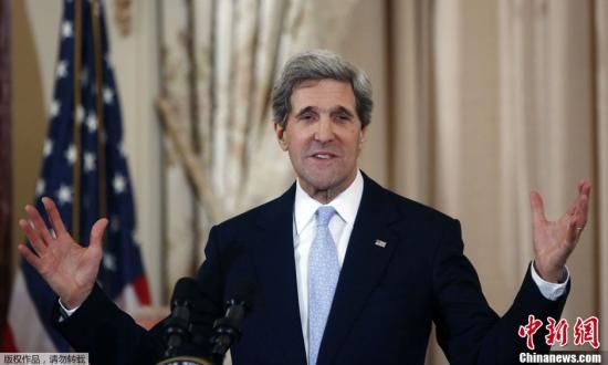 資料圖：當(dāng)?shù)貢r間2月6日，美國華盛頓，新任國務(wù)卿約翰·克里宣誓就職，副總統(tǒng)拜登出席了就職儀式。