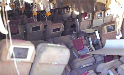 7日，美國(guó)舊金山，失事客機(jī)內(nèi)景曝光。圖/CFP