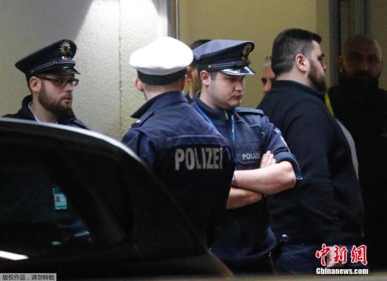 當(dāng)?shù)貢r(shí)間24日，一架空客A320飛機(jī)在法國(guó)南部阿爾卑斯墜機(jī)。