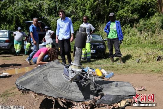 新發(fā)現(xiàn)的疑似馬航MH370殘骸。