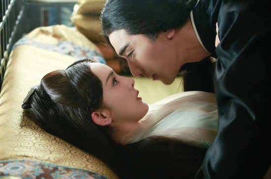 楊冪趙又廷吻戲 “老司機(jī)”的耳朵都紅了 楊冪趙又廷吻戲 “老司機(jī)”的耳朵都紅了