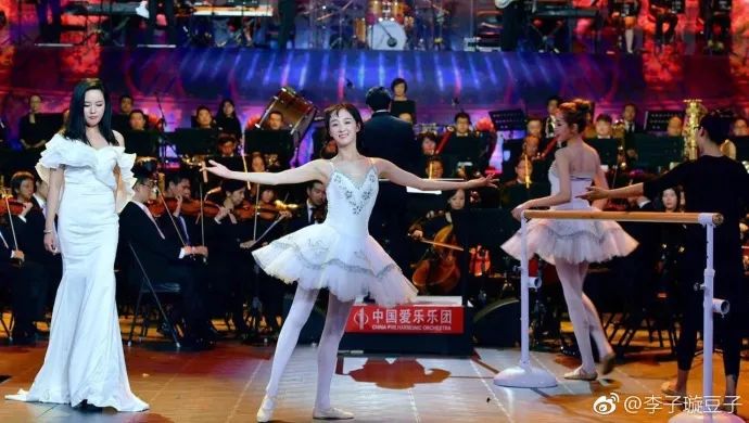 《創(chuàng)造101》主題曲公布，這個被吐槽油膩的c位是什么來頭？