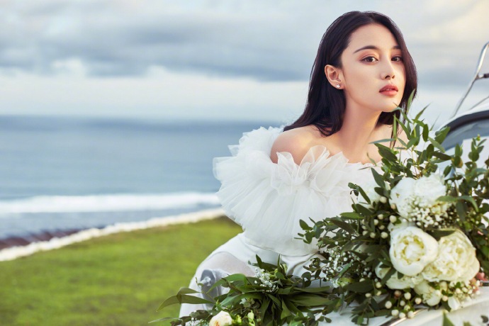 張馨予的婚紗成了淘寶爆款，知道價格后讓人大跌眼鏡！