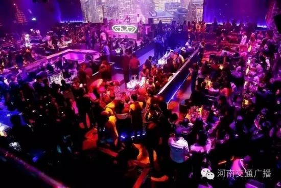 激情DJ+趣味互動(dòng)游戲+美味冷餐 激情DJ+趣味互動(dòng)游戲+美味冷餐