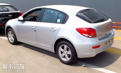 兩廂版科魯茲 兩廂版科魯茲