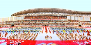 9月16日，第七屆全國農(nóng)民運動會開幕式在南陽市體育場舉行