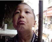 爺爺走后,他一直在哭。