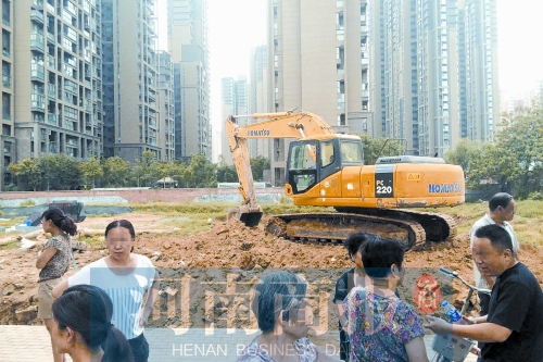 昨天，由于附近居民抗議，紅旗變電站項目再次停工