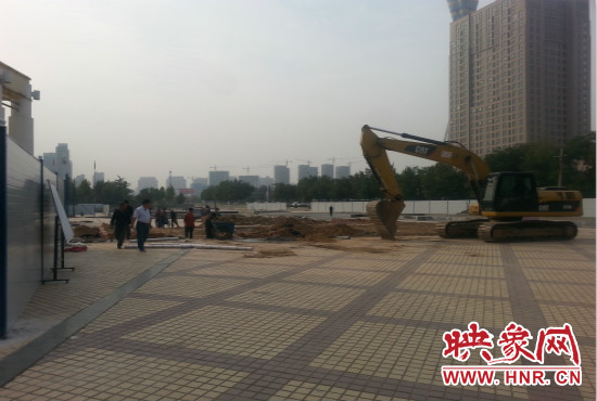 隴海路朝鳳路等三個站點已經實施圍擋。