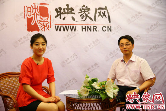 南京大學河南招生組負責人武港山教授做客映象網(wǎng)2014高招“名校面對面”系列視頻訪談。