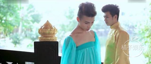 因?yàn)樽约旱哪腥瞬粻?zhēng)氣，分手了...