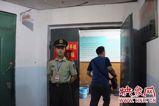 河南2015高考評(píng)卷現(xiàn)場