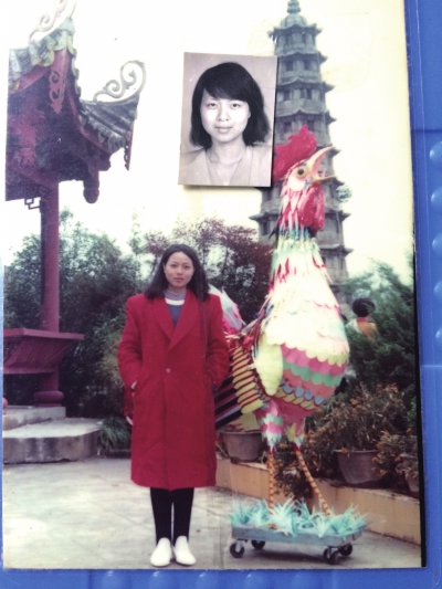 邱巧媚年輕時(shí)的照片。