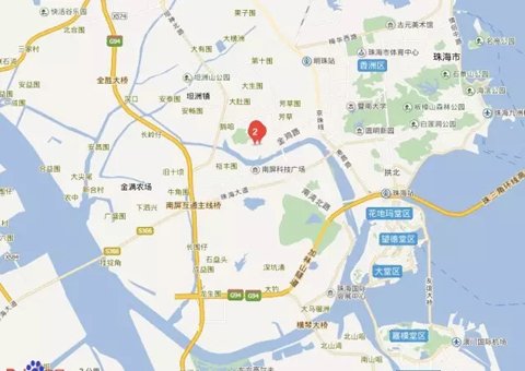 以此前的格力康樂園為例。在2005年，格力電器就已出資2億元，建立員工生活區(qū)——格力康樂園。該生活園區(qū)建筑面積達12萬平方米以上，可容納員工10000多人。后來，斥資4億的康樂園二期也已經投入使用。