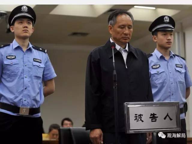 除反腐劇里的“藏錢”，貪官買房還干啥？