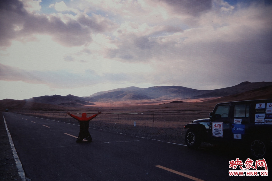 賽車的世界、更是男人的世界。圖為部分參展攝影作品。