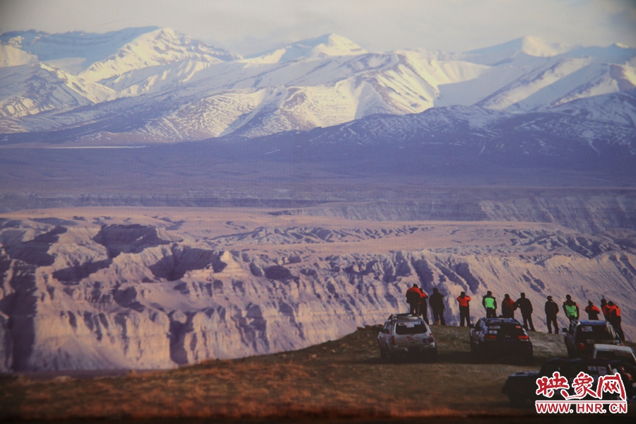賽車的世界、更是男人的世界。圖為部分參展攝影作品。