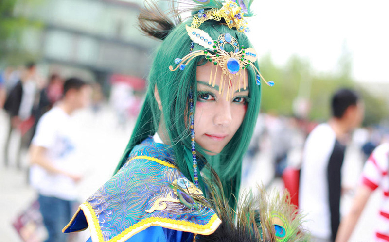 成都舉行西南最大動(dòng)漫展 性感萌妹頻頻搶鏡 成都舉行西南最大動(dòng)漫展 性感萌妹頻頻搶鏡