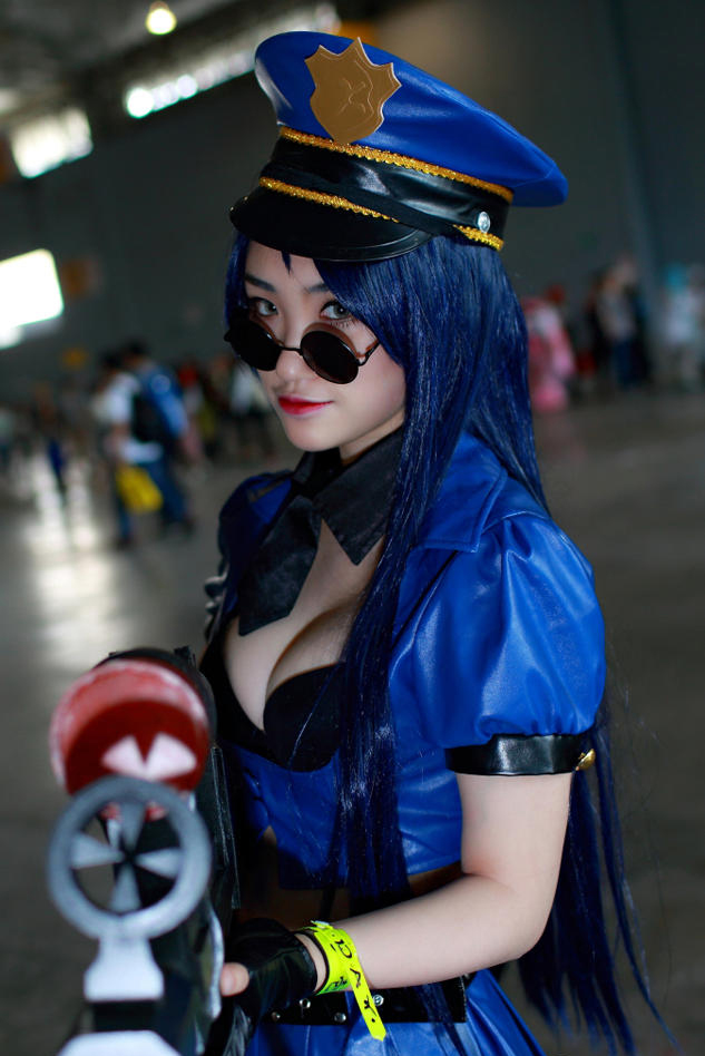 成都舉行西南最大動(dòng)漫展 性感萌妹頻頻搶鏡 成都舉行西南最大動(dòng)漫展 性感萌妹頻頻搶鏡