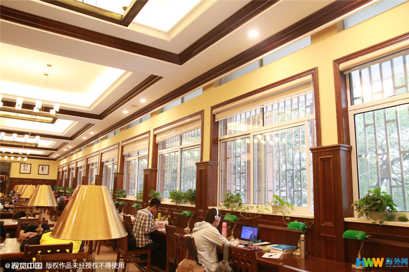 重慶大學(xué)改造翻新的“民國風(fēng)圖書館”走紅網(wǎng)絡(luò)，引得無數(shù)網(wǎng)友點(diǎn)贊